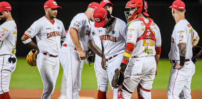 CARDENALES CAE ANTE CARIBES