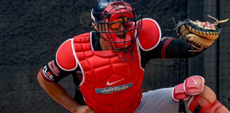 JOSE SIBRIAN 25 09 - Cardenales de Lara B.B.C