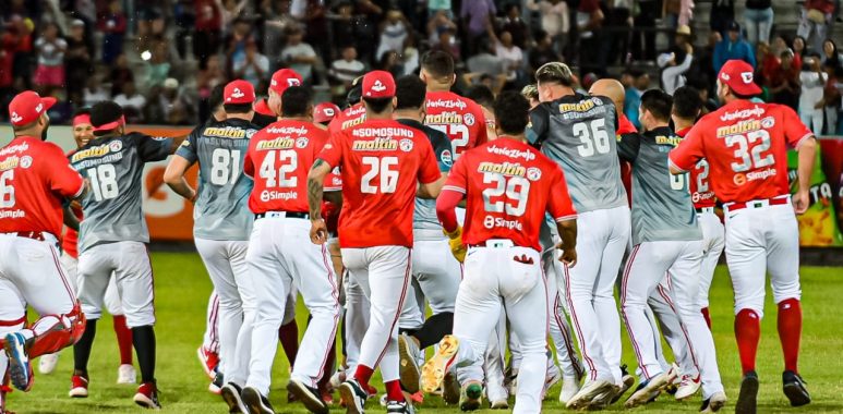 CELEBRACION 27 10 - Cardenales de Lara B.B.C