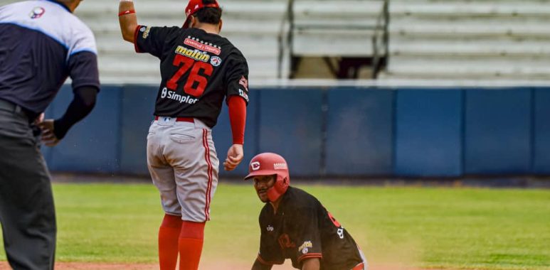 UGADA 1 02 10 - Cardenales de Lara B.B.C