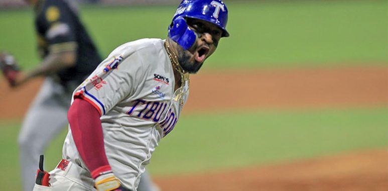 lvbp paliza de tiburones y - Cardenales de Lara B.B.C