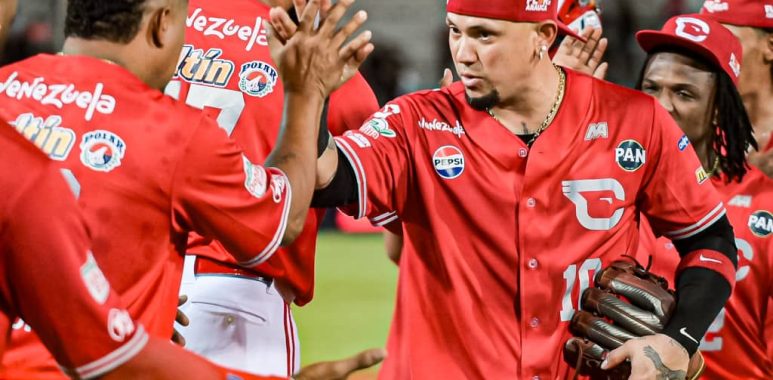 CELEBRACION 1 30 11 - Cardenales de Lara B.B.C