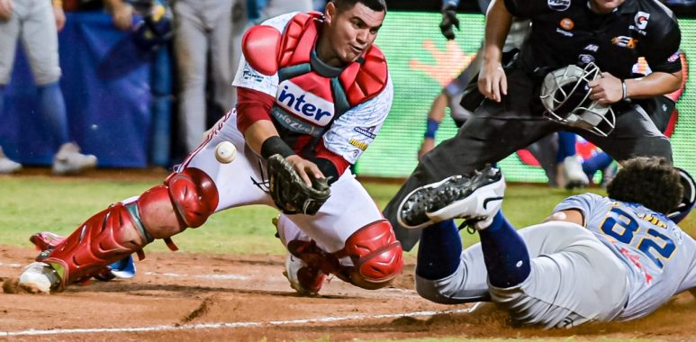 JUGADA HOME 06 11 - Cardenales de Lara B.B.C