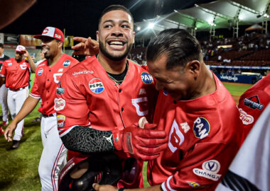 DSC 1801 1 1 - Cardenales de Lara B.B.C