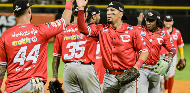 DSC 1645 2 - Cardenales de Lara B.B.C