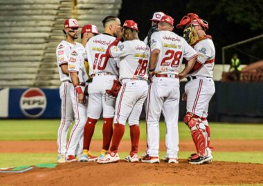 DSC 4876 2 - Cardenales de Lara B.B.C
