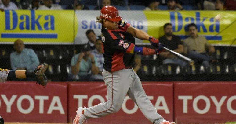 WILLIANS ASTUDILLO - Cardenales de Lara B.B.C