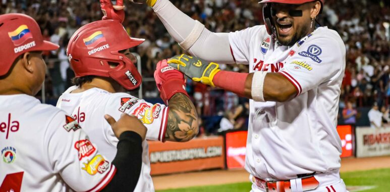 DSC 6061 2 - Cardenales de Lara B.B.C