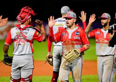 WhatsApp Image 2026 10 24 at 10.11.30 PM - Cardenales de Lara B.B.C